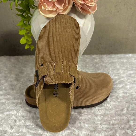 Cushionaire Shoes - New Cushionaire Hana Cork Footbed Corduroy Clog/Mule - 7.5